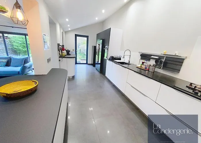 Vakantiehuis Le Jardin Du Clain - Centre - Laconciergerie Poitiers